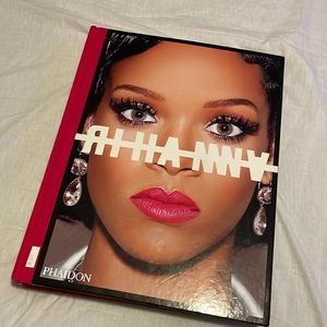 Rihanna book